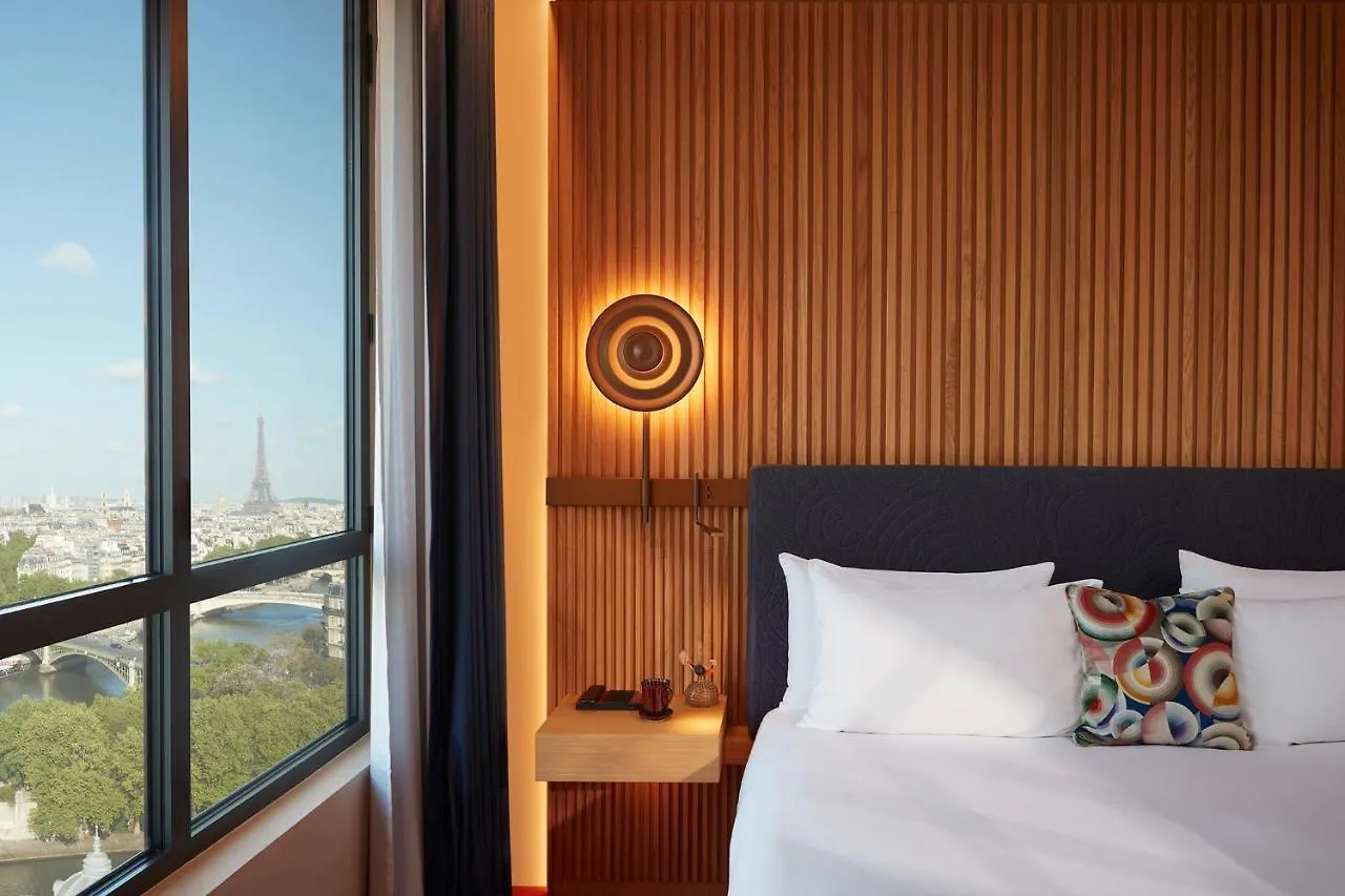 So/ Paris Hotel