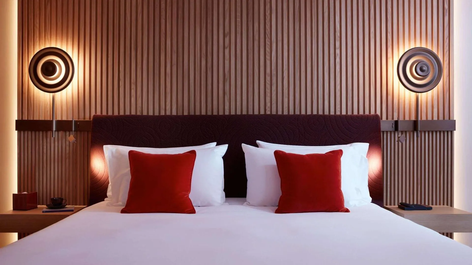 So/ Paris Hotel