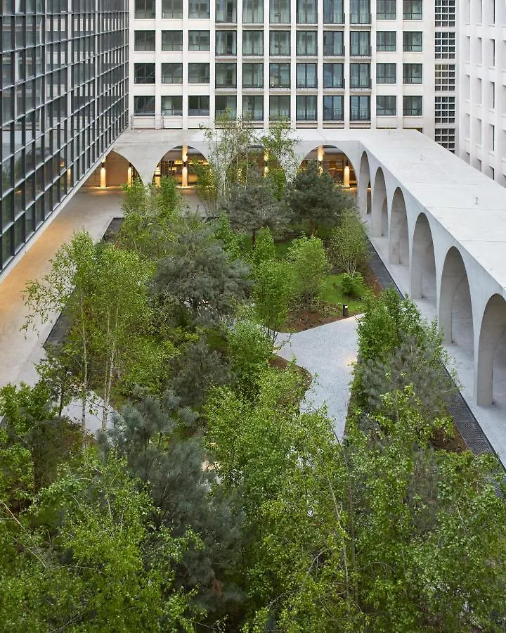So/ Paris Hotel