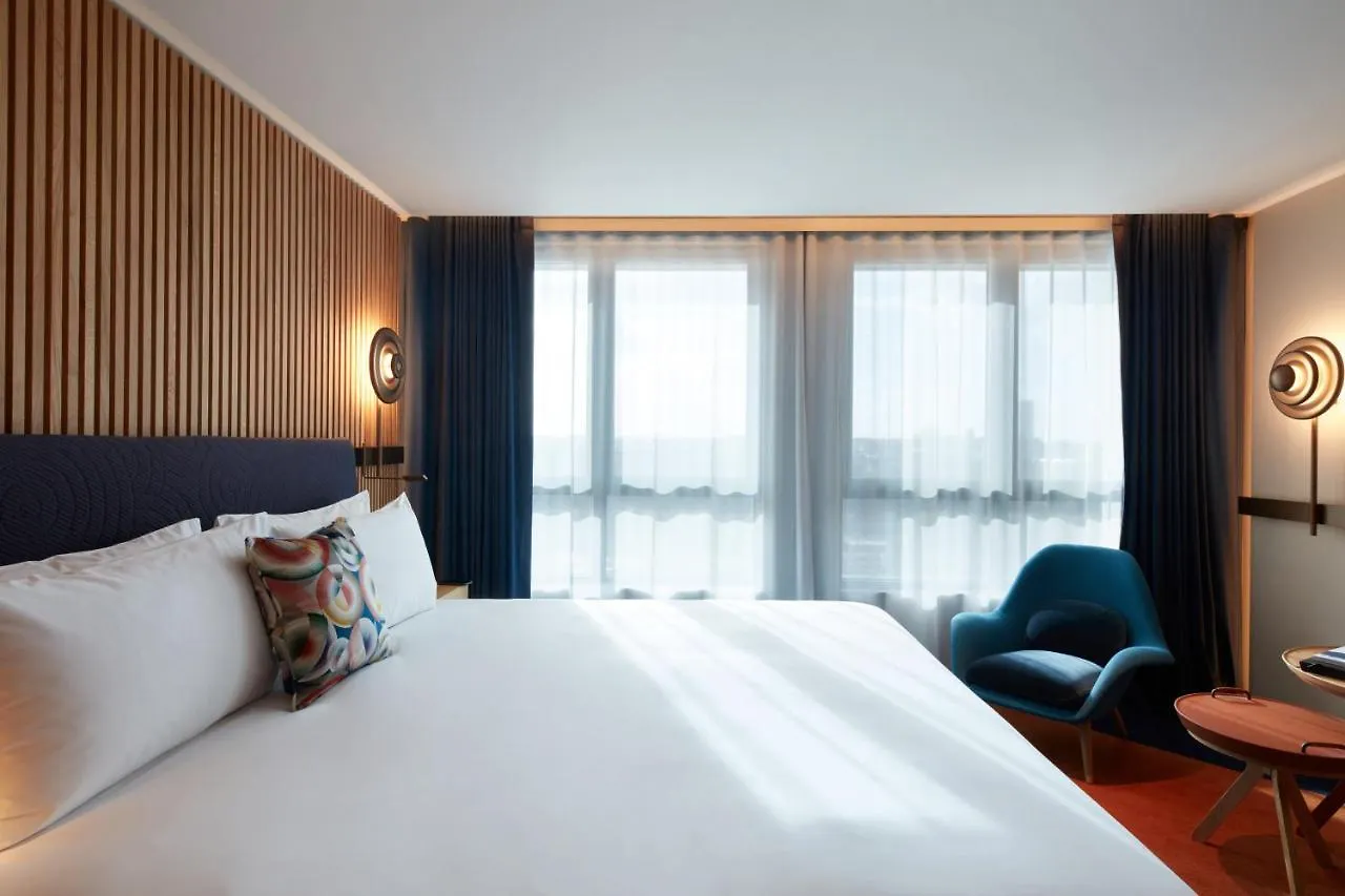 So/ Paris Hotel 5*,  France
