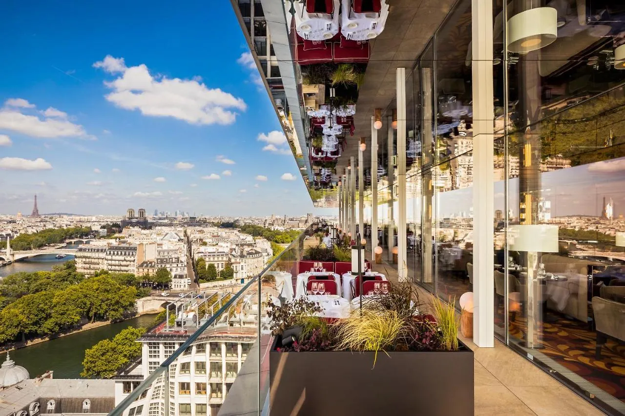 So/ Paris Hotel