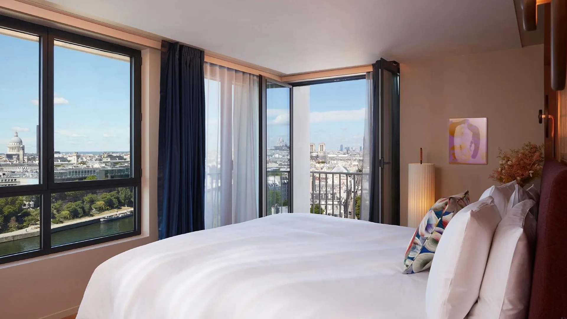 So/ Paris Hotel